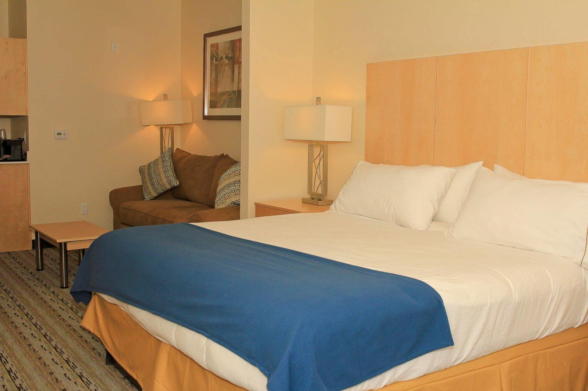 Holiday Inn Express & Suites San Antonio Brooks City Base, An Ihg Hotel Exteriér fotografie